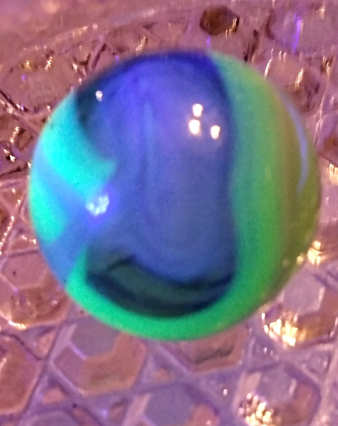 Vitro Tri Lite mint multi color patch transitional UV reactive marble UV reactiv