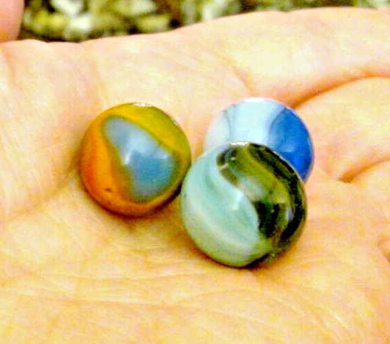 VINTAGE 3 MARBLES SWIRL BLUE OPAQUE AKRO ? VITRO ? CHRISTENSEN ? PELTIER ? 9/16″