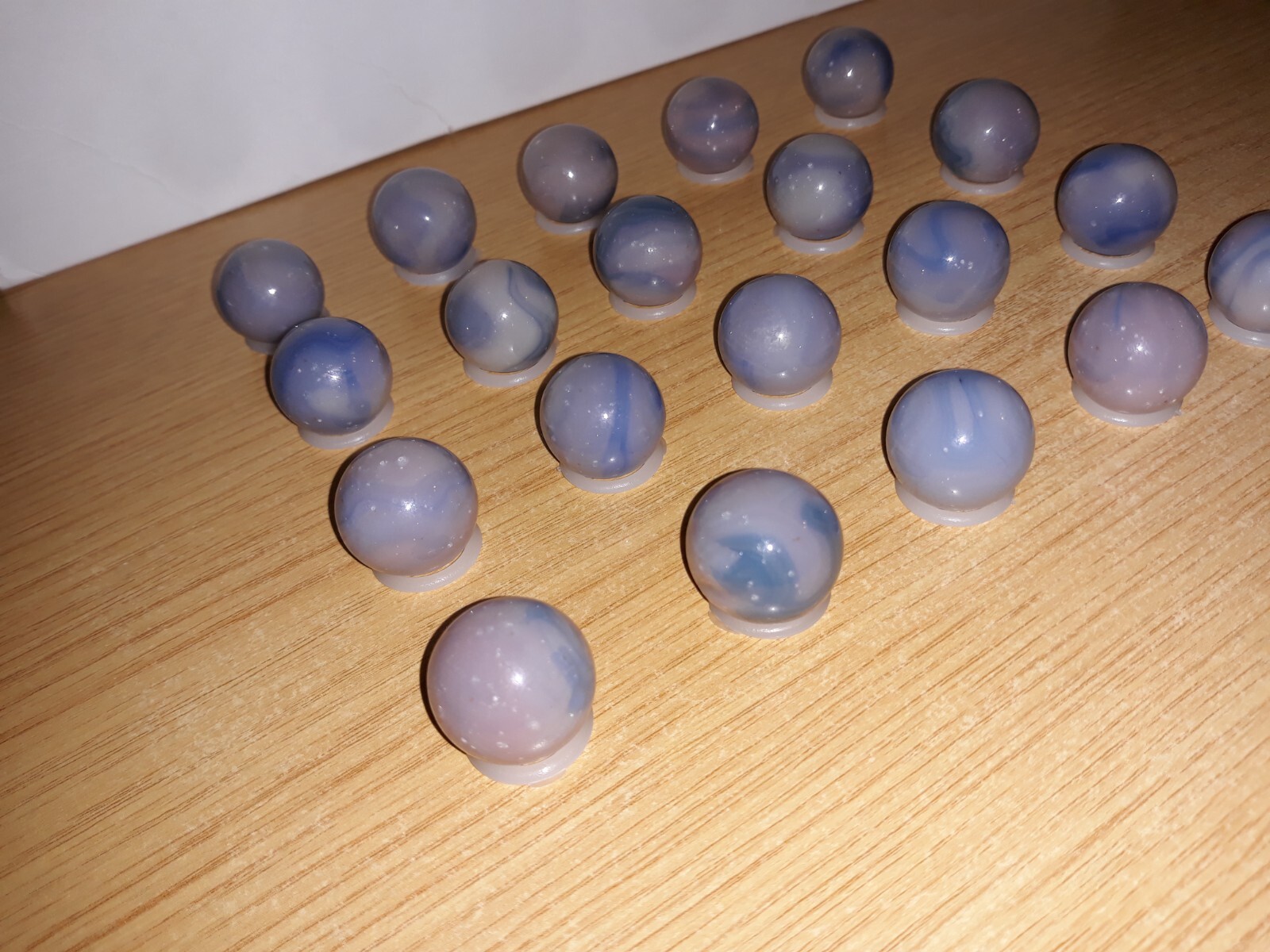 Jabo 20 Fenton Burmese Glass UV Reactive Marbles Florescent Uranium Ultraviolet
