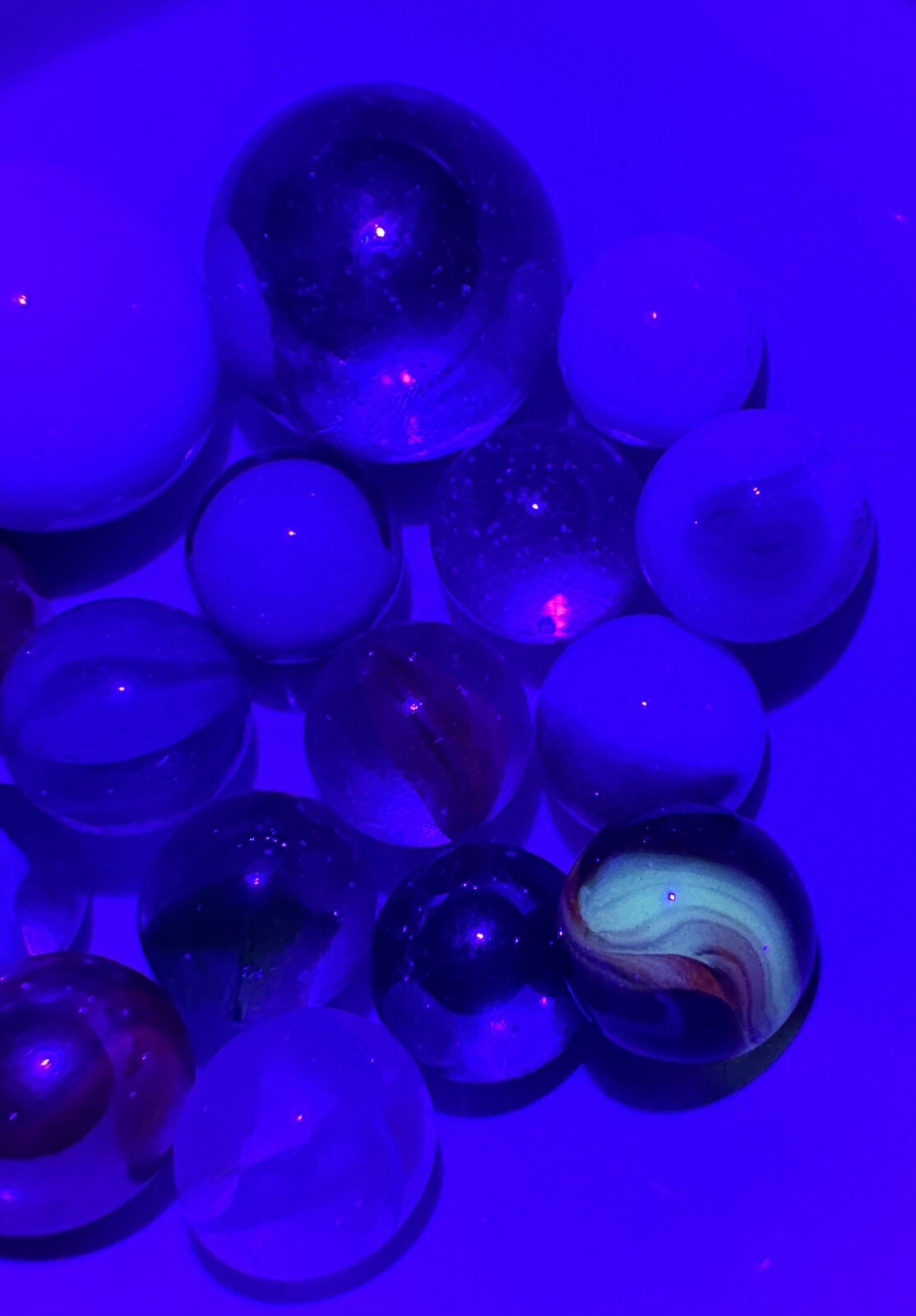 Vintage Marble Lot Of MARBLES UV Reactive Cadmium Uranium Lot #58