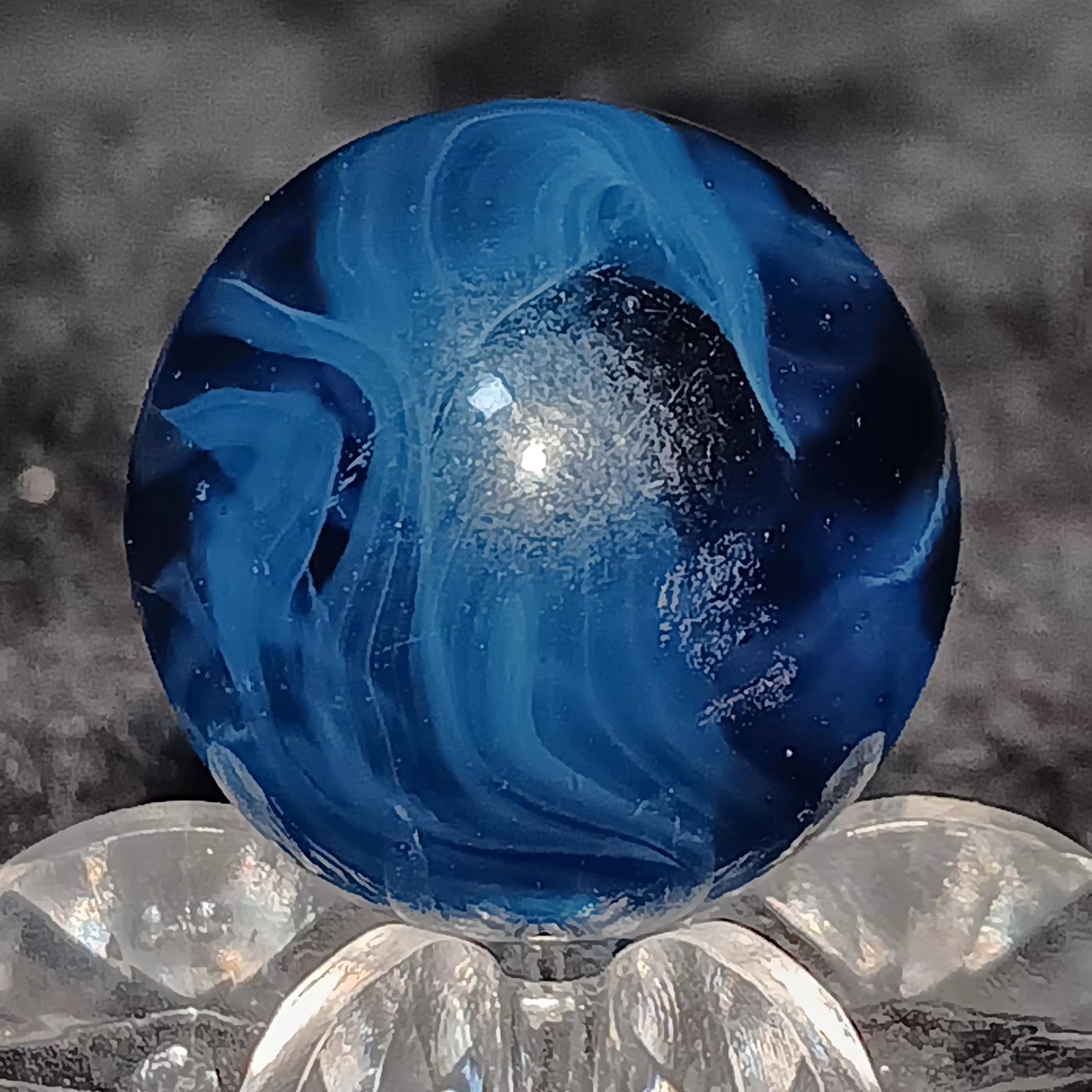 Vintage Alley Agate Transparent Swirl Marble. 5/8″ Mint(-) Uv Active.