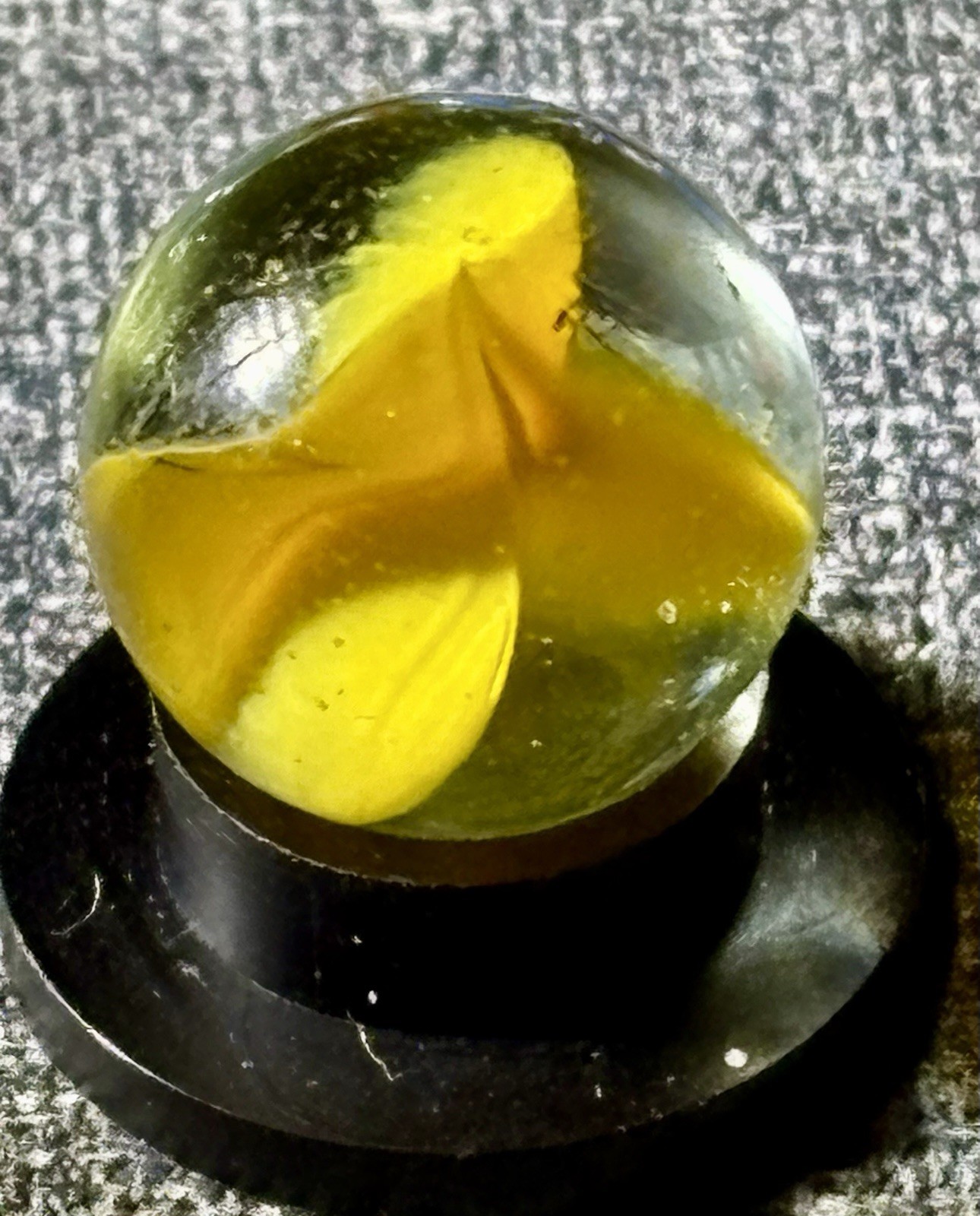 Vitro Pee Wee 4 Vein Saffron Cat’s Eye Marble .47”Some Play Wear See Pics