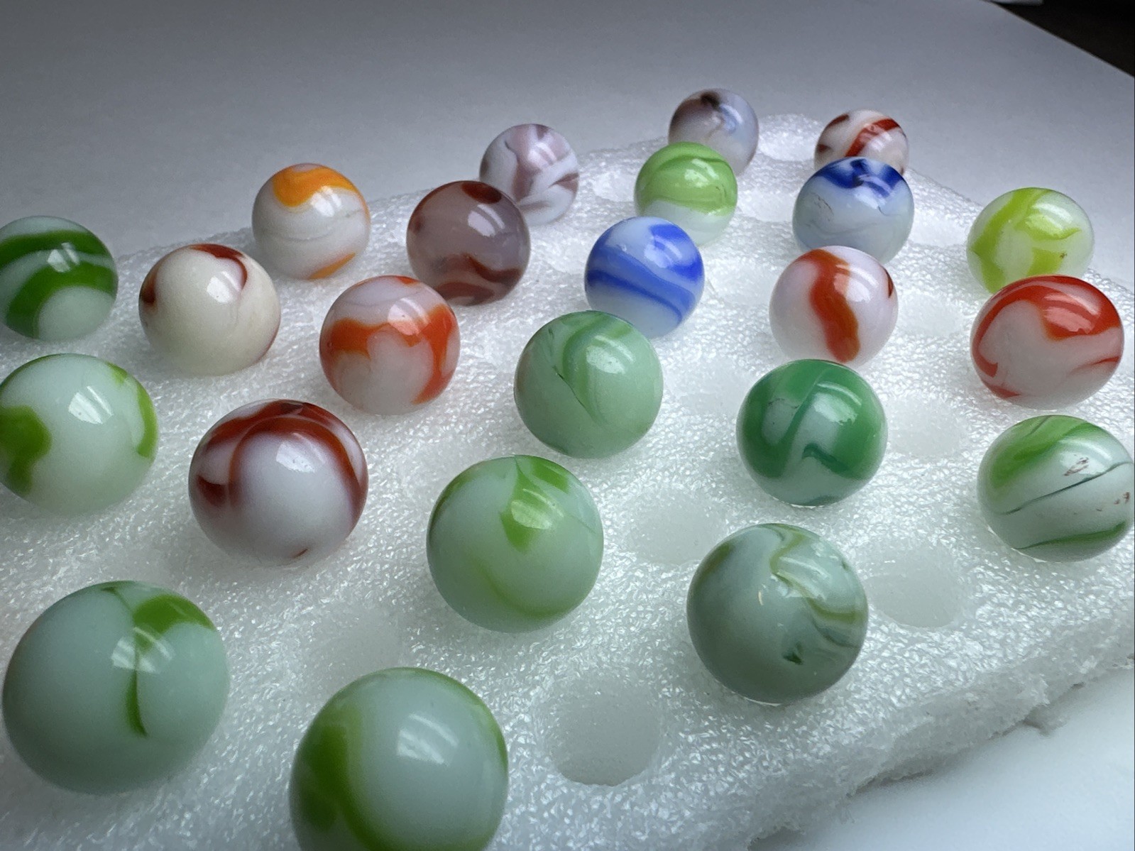 150 Lot Of 30 Vintage Heaton Agate Swirl Marbles!