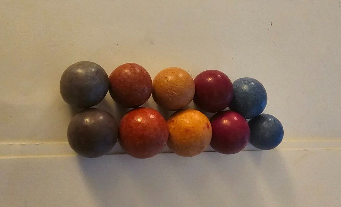 ~10~ CLAY MARBLES 5 DIFFERENT COLORS BLUE PURPLE PEACH RED GERMANY TOY