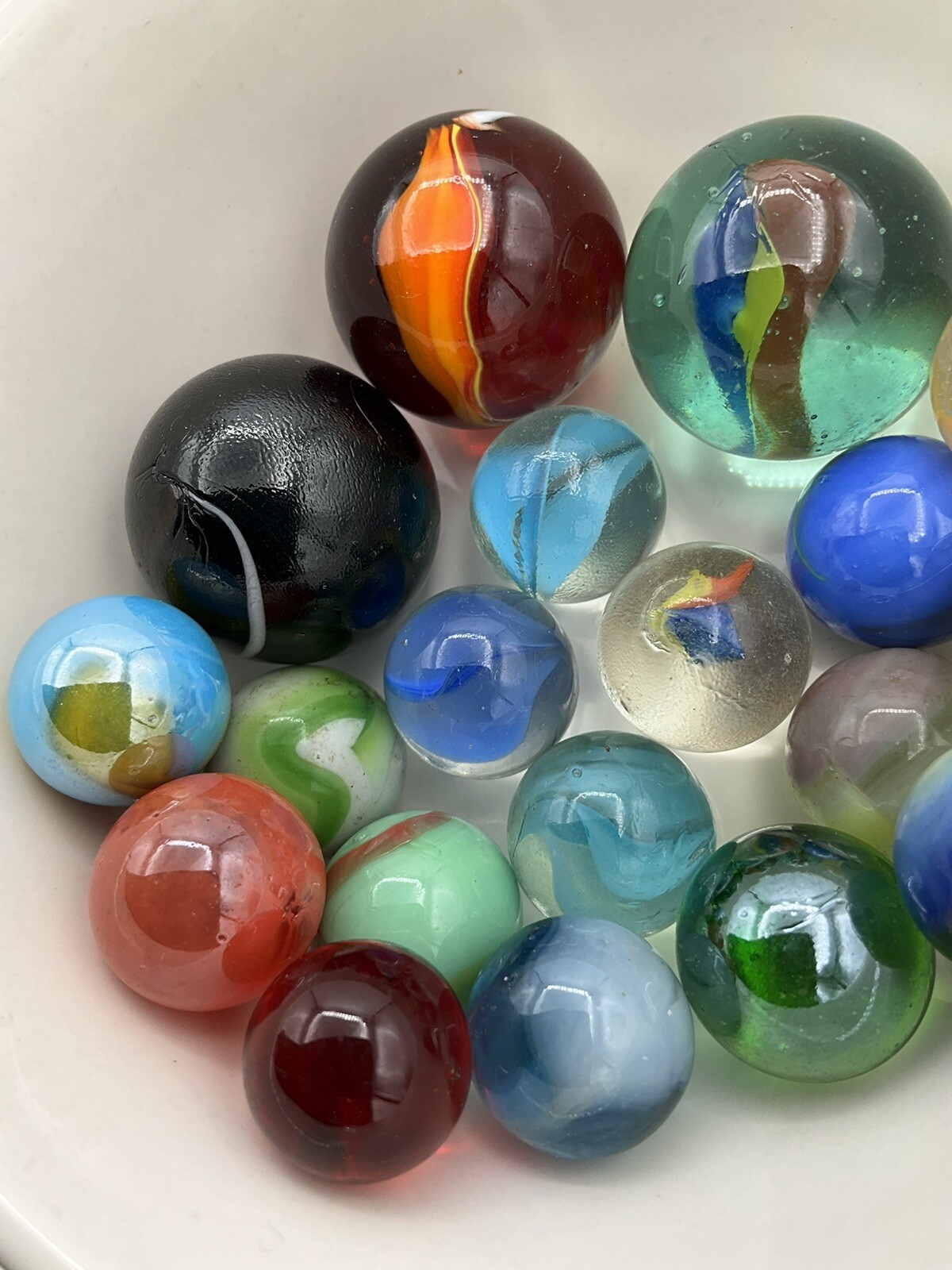 Vintage Marble Lot Of MARBLES UV Reactive Cadmium Uranium Lot #69