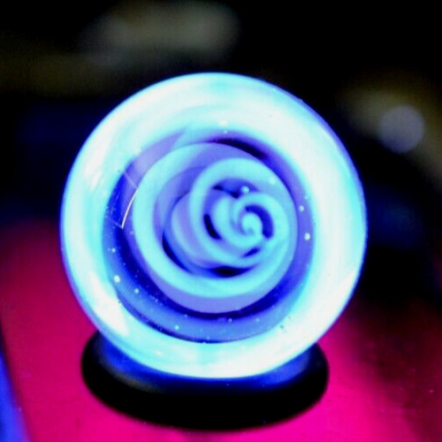 BRYAN TRILLAS GLASS MARBLE/.756″-BLUE BLACKLIGHT ZEBRA-BLUE UNDER BLACKLIGHT