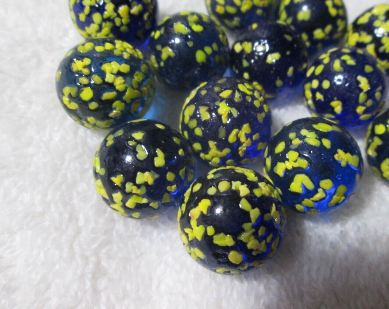 13 Vintage Glass Marbles Confetti Cobalt Blue Yellow Speckled
