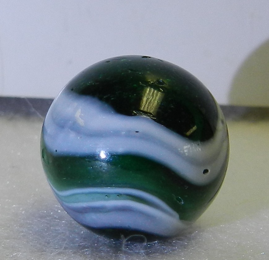 #19860m Vintage Yasuda Glass Transition Transitional Marble .69 Inches Mint —