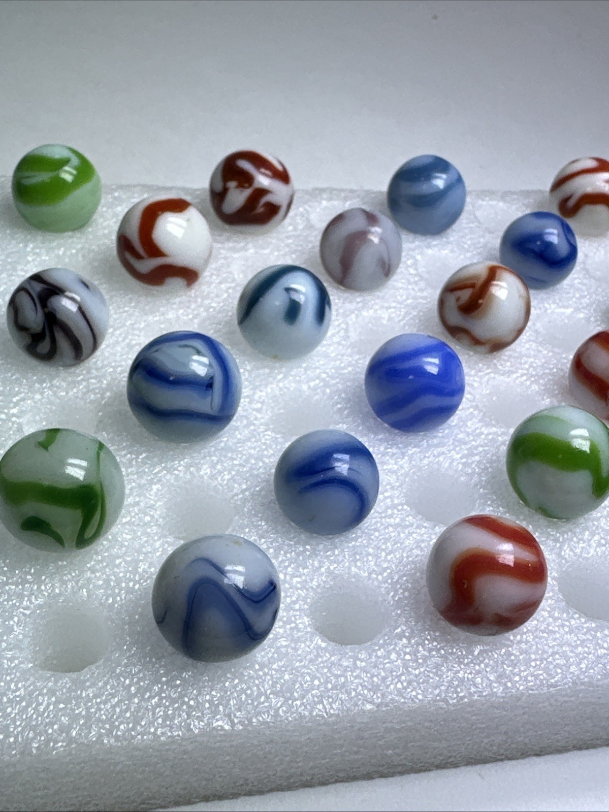 357 Lot Of 30 Vintage Alley Agate Swirl Marbles!