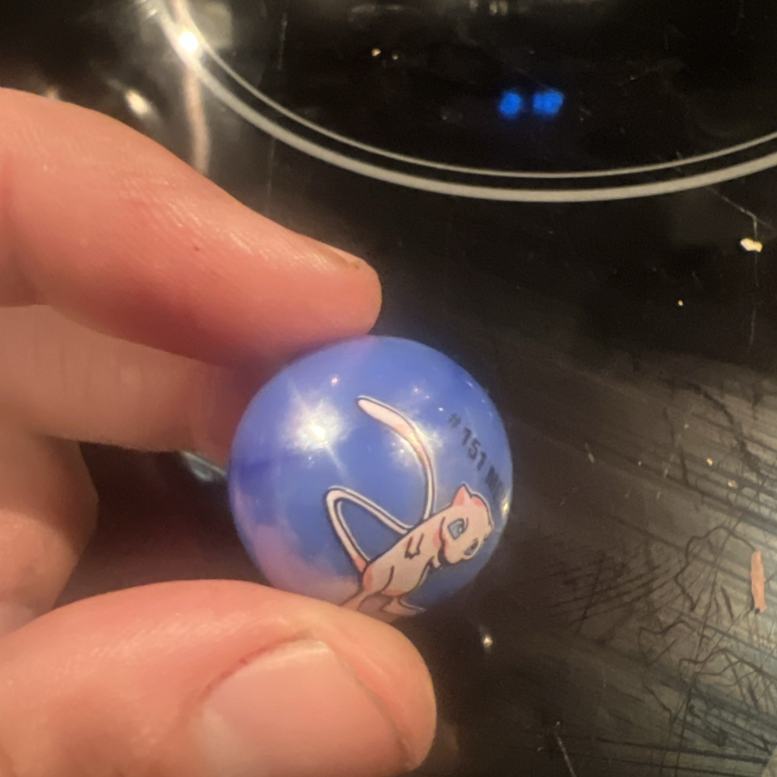 RARE 1999 Pokémon Marble #151 Mew – Limited Toys-R-Us Exclusive Promo