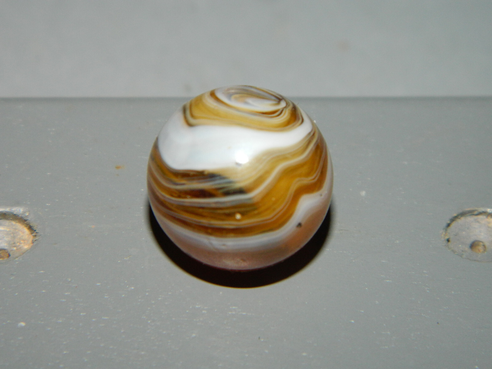 Christensen Light Tan Slag Marble approx 5/8″+ N4