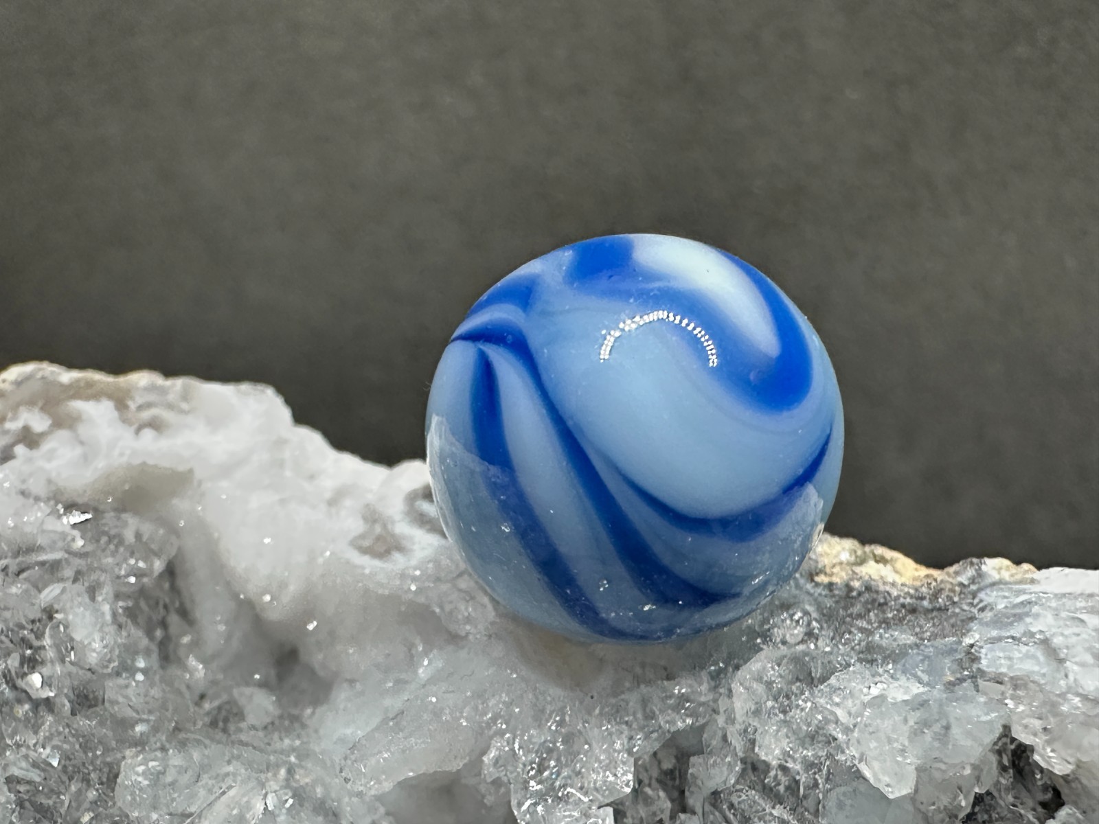 Vintage Alley Agate West Virginia Swirl Marble – Blue & White – .63″ Excellent!