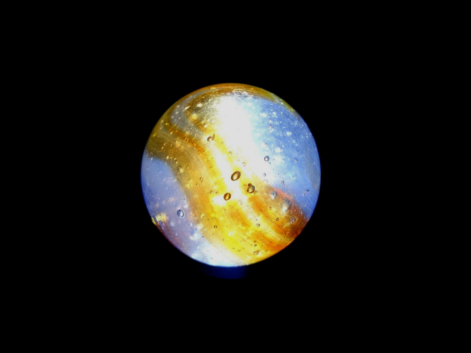 AKRO AGATE FUNKY ONYX TRANSLUCENT Very unusual colors !!!