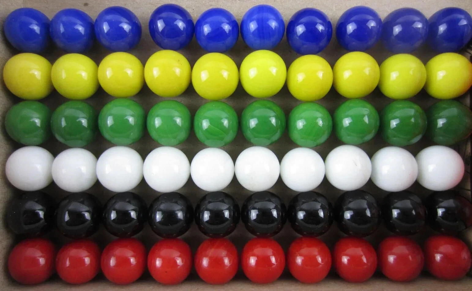 60 – 9/16 SOLID COLOR GAME MARBLES 10 OF EACH COLOR MARBLE KING MADE IN U.S.A.