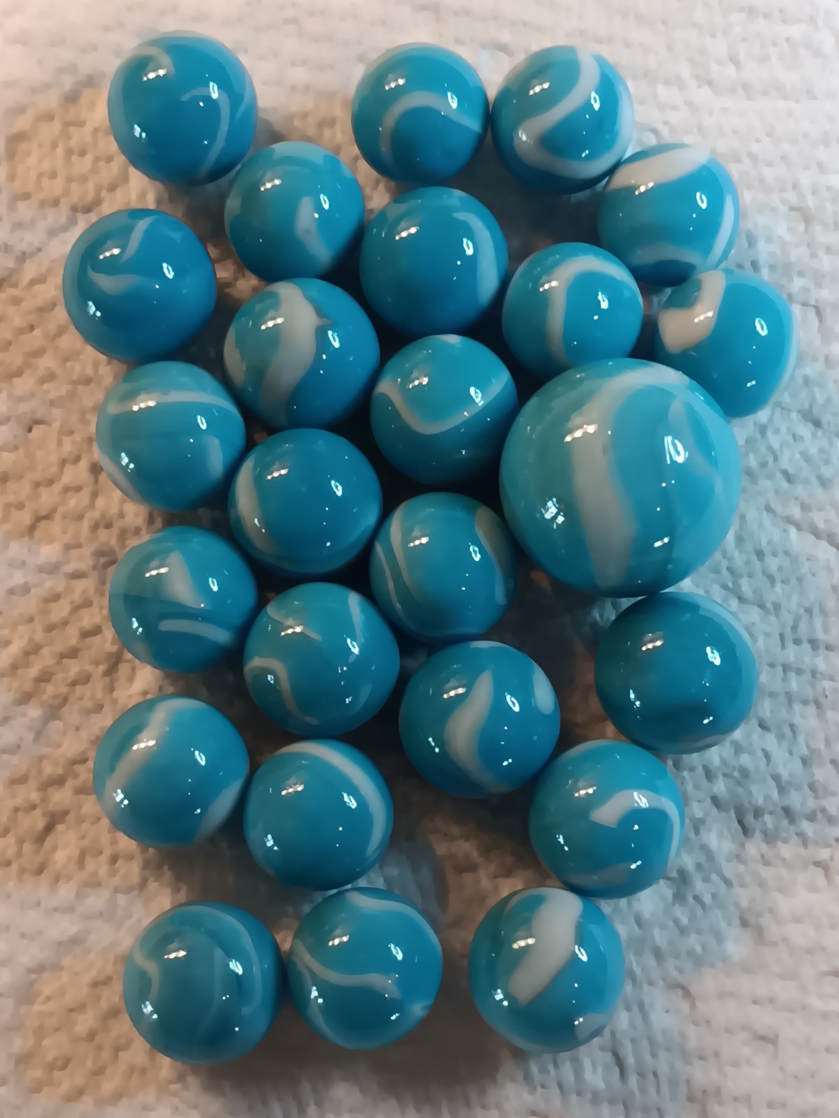 Blue White Swirl Machine Made Toy Marbles Lot, 0.97-0.64 Inch, Ages 8+