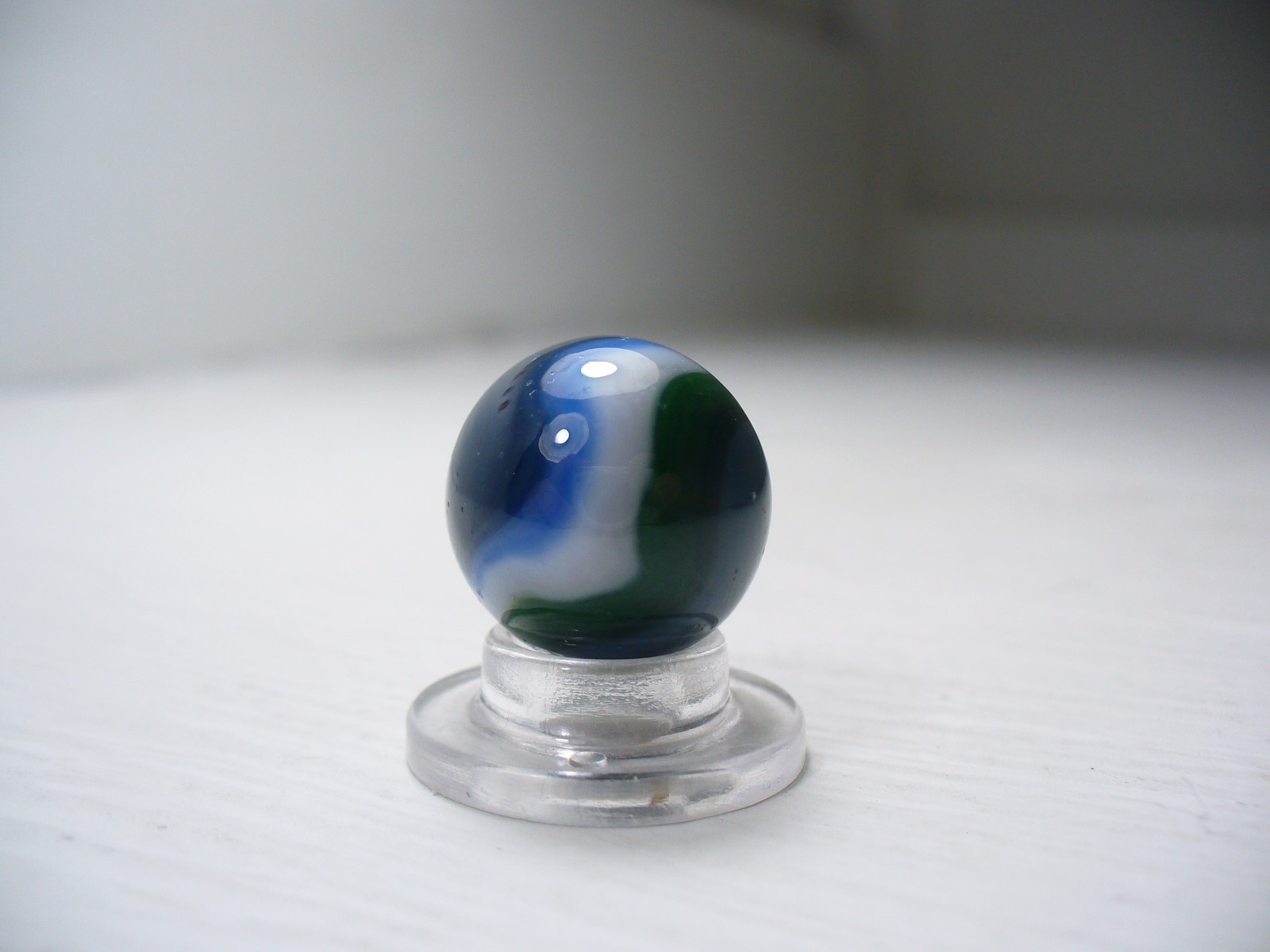 #1060 Vitro Agate Vintage Fancy Conqueror Marble 4 color. Green, Blue, Black