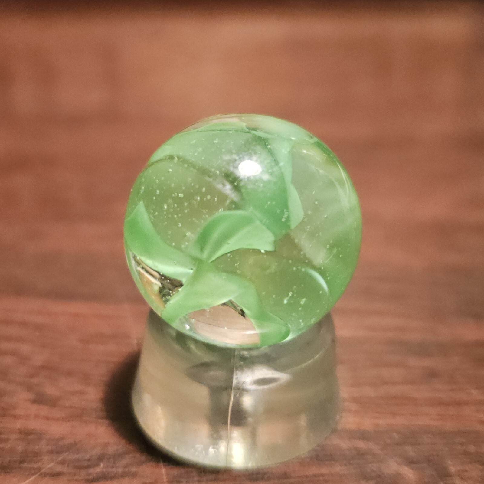 Vintage C E Bogard Hybrid Green in Clear O.94″ Diameter Shooter Glass Marble