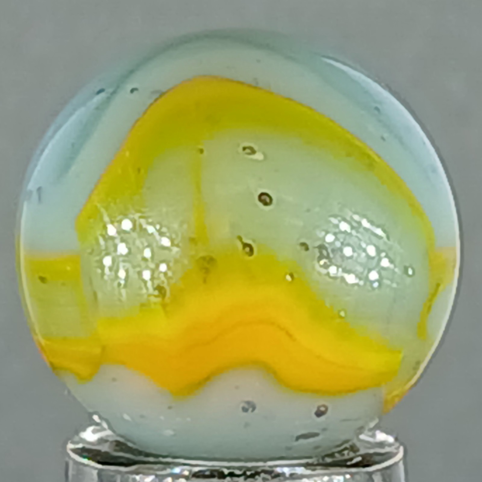 Vintage Peltier Rainbo Marble .62 Inches Near-Mint Condition Combined Shipping