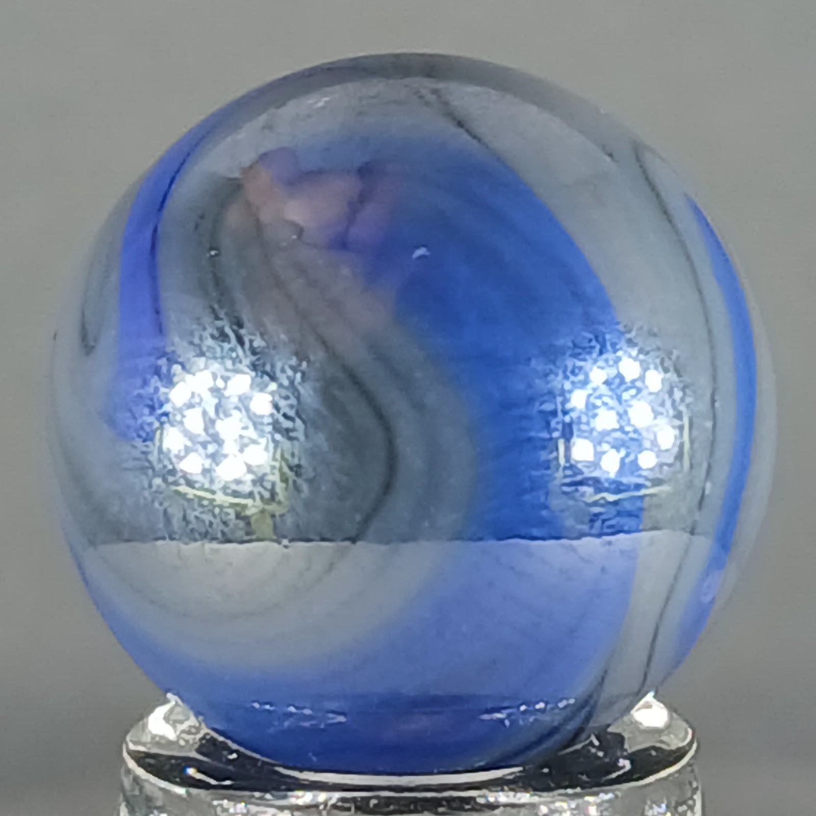 Vacor Alien Marble .61 Inches Near-Mint Condition Combined Shipping