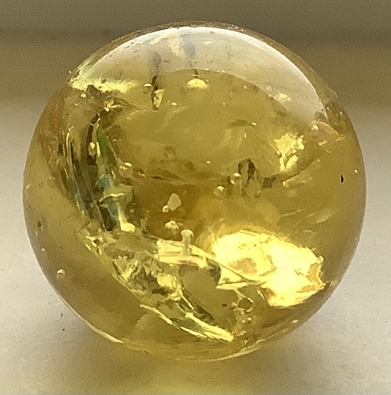 Vintage Estate Gold Vitro Crackle Glass Marble 8/16” Bubbles