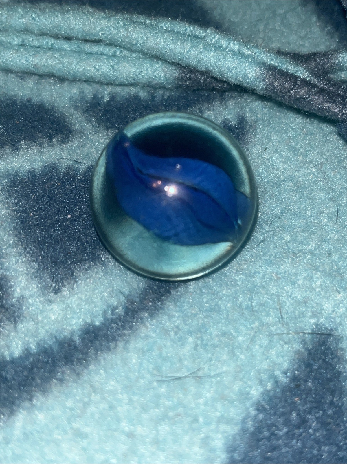 Hard to Find Peltier Blue Banana Cats Eye Shooter Vintage Marble