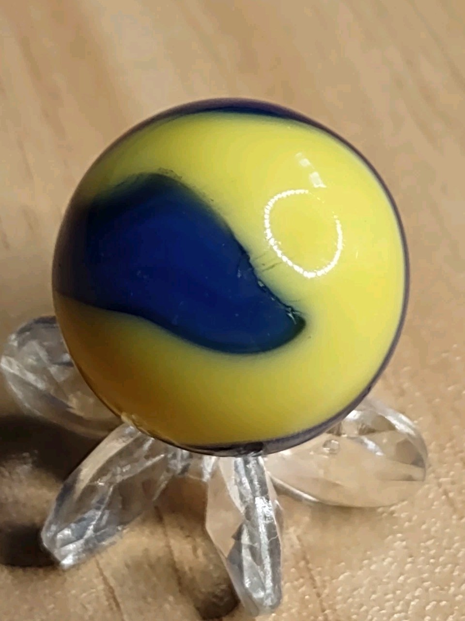 .72″ Yellow & Dark Blue – Akro Corkscrew Swirl Vintage Glass Marble Old Toys