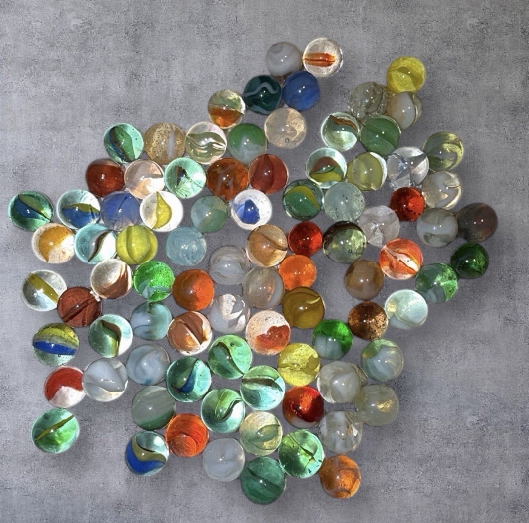Lot of 88 Glass Marbles – Swirl, Clear & Translucent Mixed Colors Great Variety