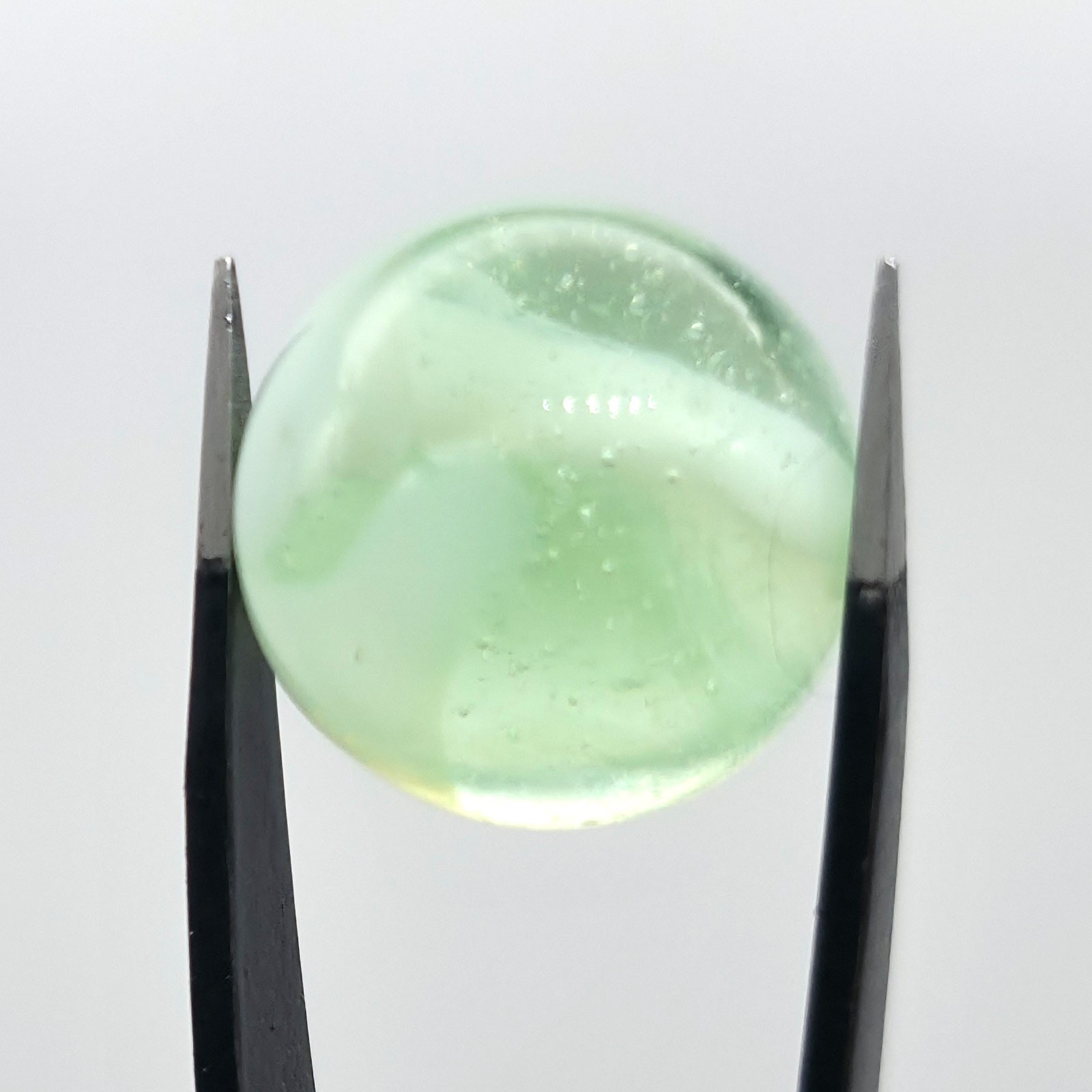 Pale Green Vaseline Old Machine-Made Marble Glows under a Blacklight 5/8”