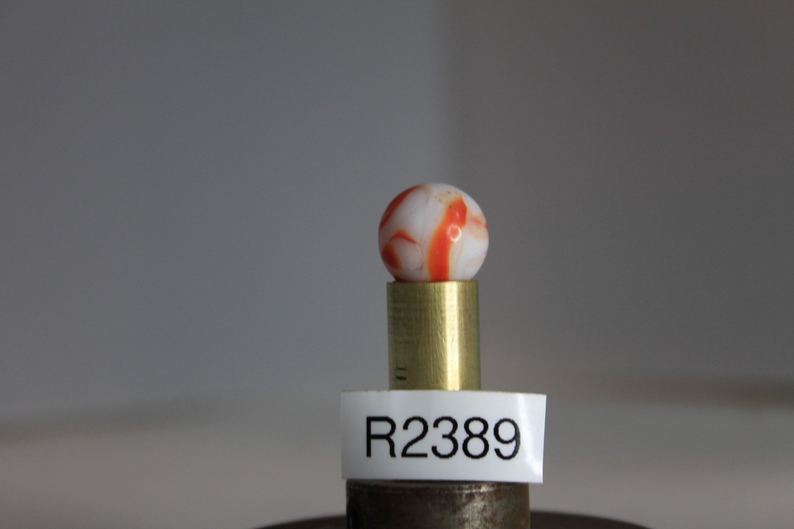 PELTIER GLASS MARBLE RED FLAME SPIRAL ZEBRA OPAQUE WHITE 5/8″ VINTAGE TARGET
