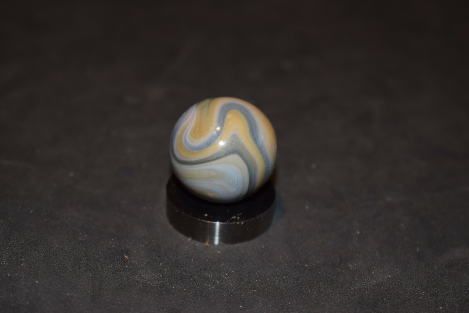 Vintage Classic Run JABO Swirl Toy Marble, Shooter Size .968″=31/64″=24mm MINT!
