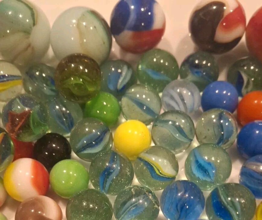 Lot of 150+ Vintage Marbles Assorted Sizes Colors