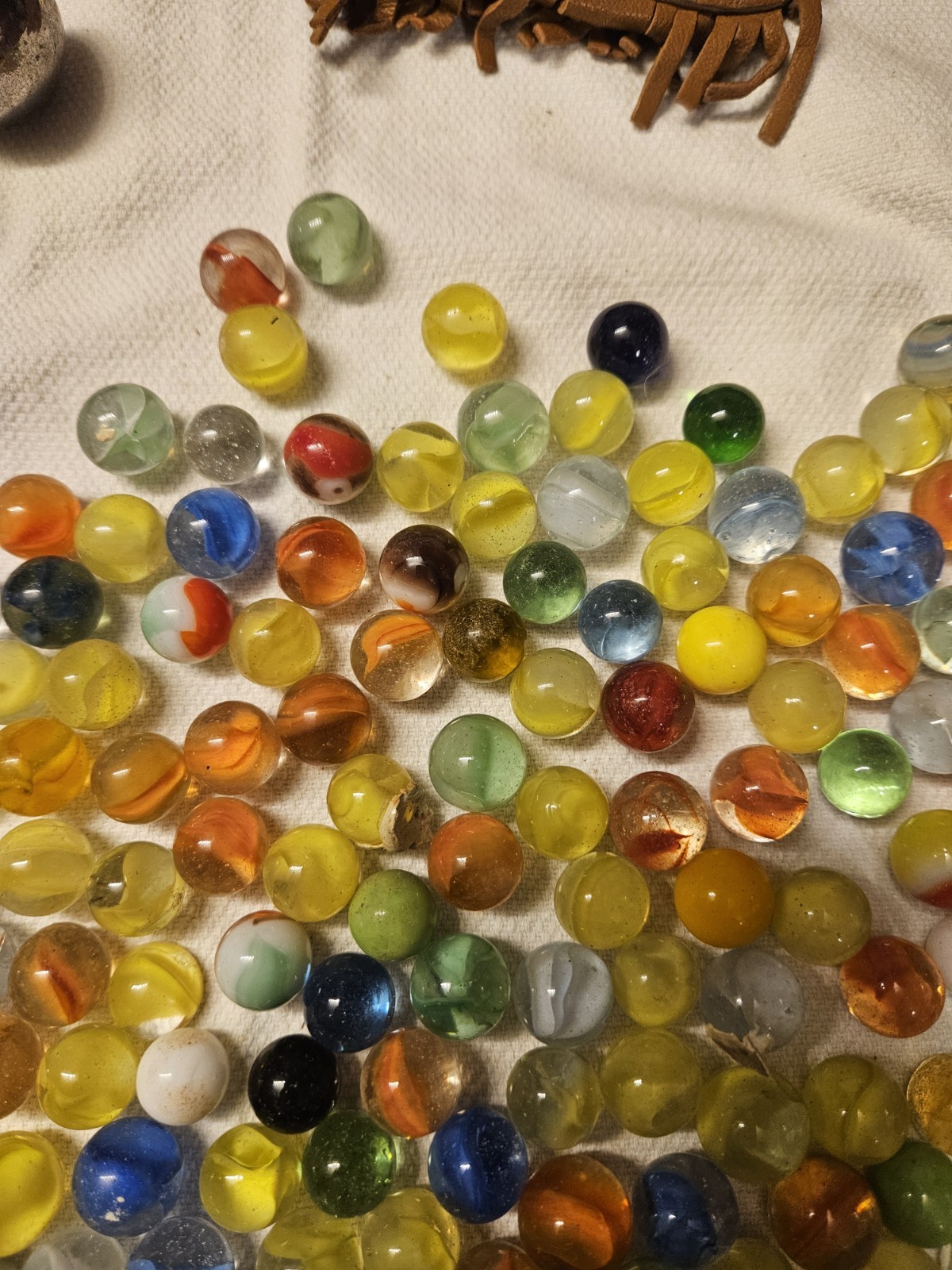 Vintage Marbles Lot Over 100 Pc Fringed Leather Indian Head Pouch Steelies…