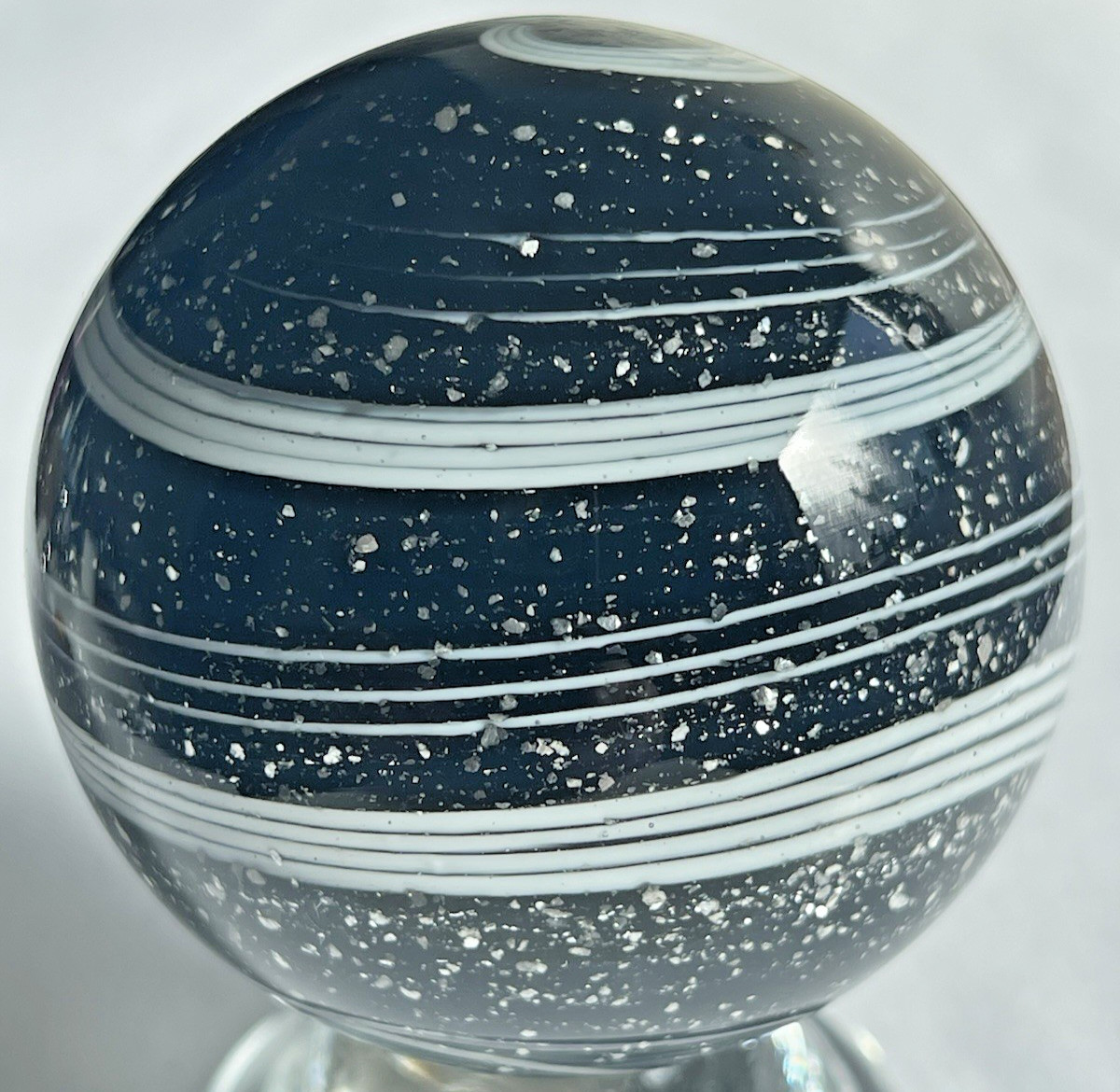 2003 STEVE DAVIS SIGNED MARBLE GLASS ART HUGE 2.18″ LOST IN SPACE SILVER FLAKES