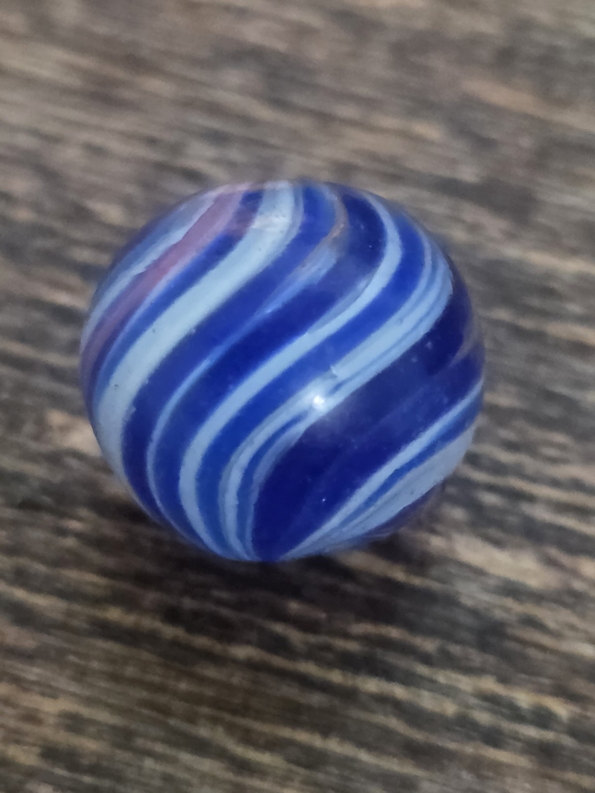 Vintage Handmade .57″ German Blue Onionskin Marble White Pink Streak