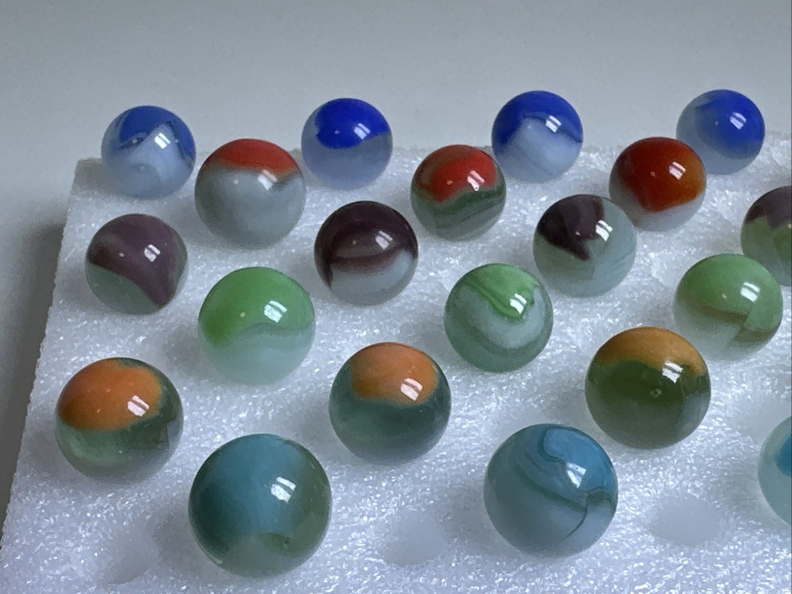 393 Lot Of 30 Vitro Agate Conqueror Vintage Marbles!