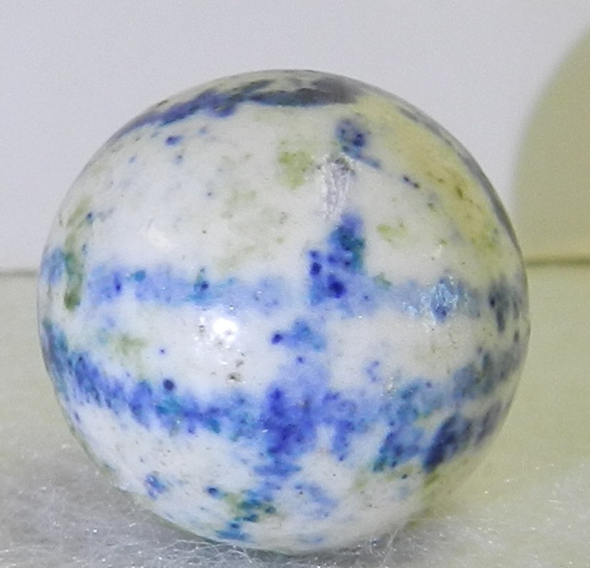 #21023m Vintage German Handmade Lined Crockery Marble .79 Inches