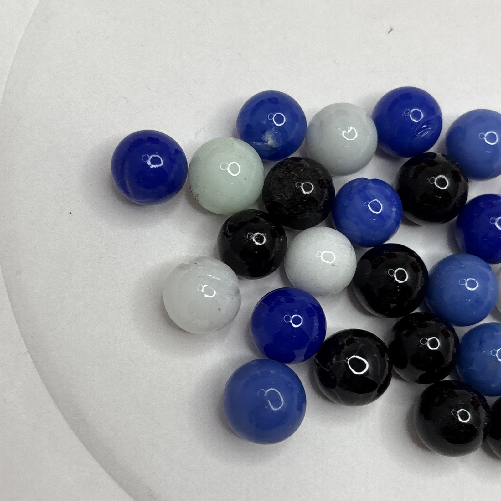 Vintage Bright Color Glass Marbles Lot of 25 Peewee Size O