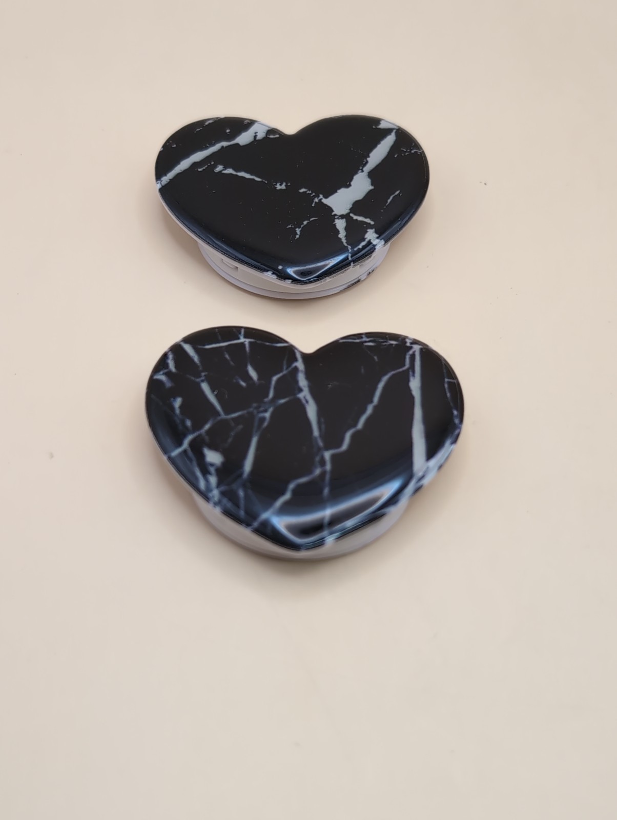 Heart Shape Marble Pop Grip Stand Lot of 6 Black White Phone Holders