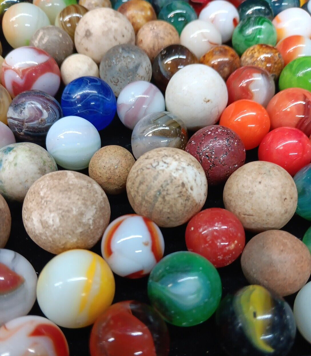 Lot Of 121 QTY Marbles Vintage AKRO, CERAMIC MICA + MISC – FREE SHIPPING