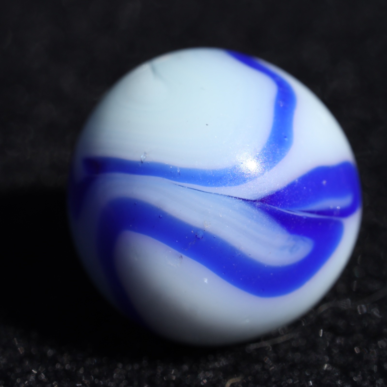 ALLEY Blue White WV West Virginia Swirl Marble 5/8″ M- Combined Shipping