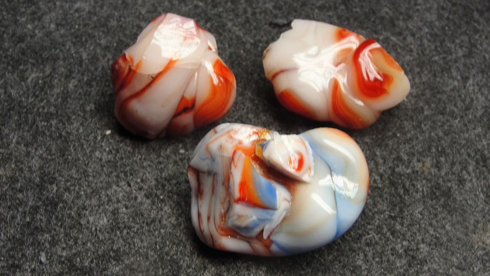3 pieces of cullet from Jabo experimental marble runs