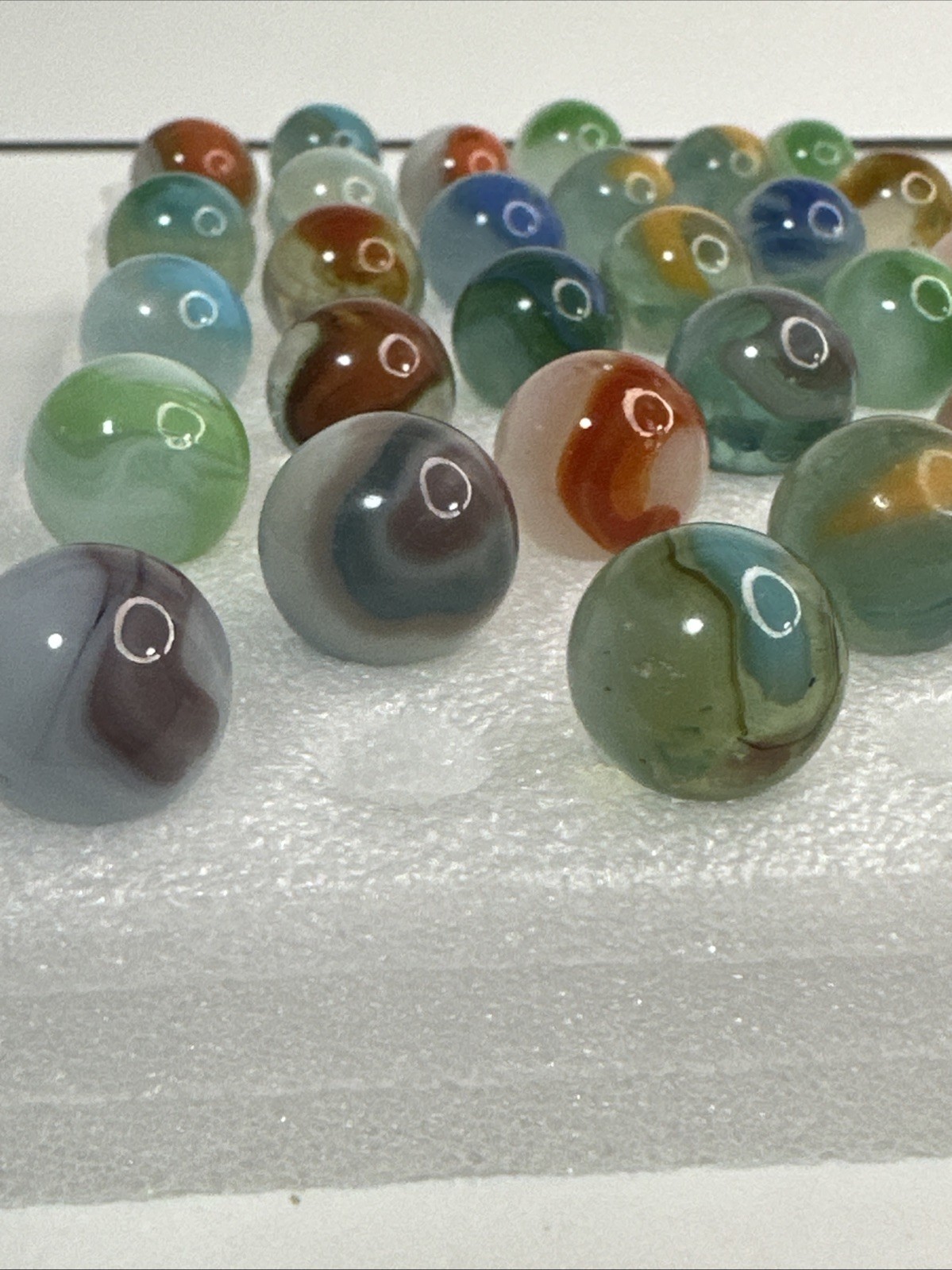 010 Lot Of 30 Vitro Agate Phantom Conqueror/Conqueror Vintage Marbles