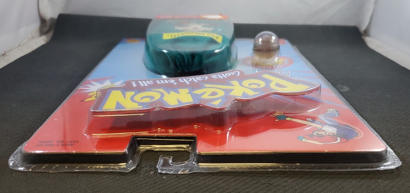 Pokémon Collector Marble Pouches: #52 Meowth, Series 1 Green Pouch, ToyBiz, NIB