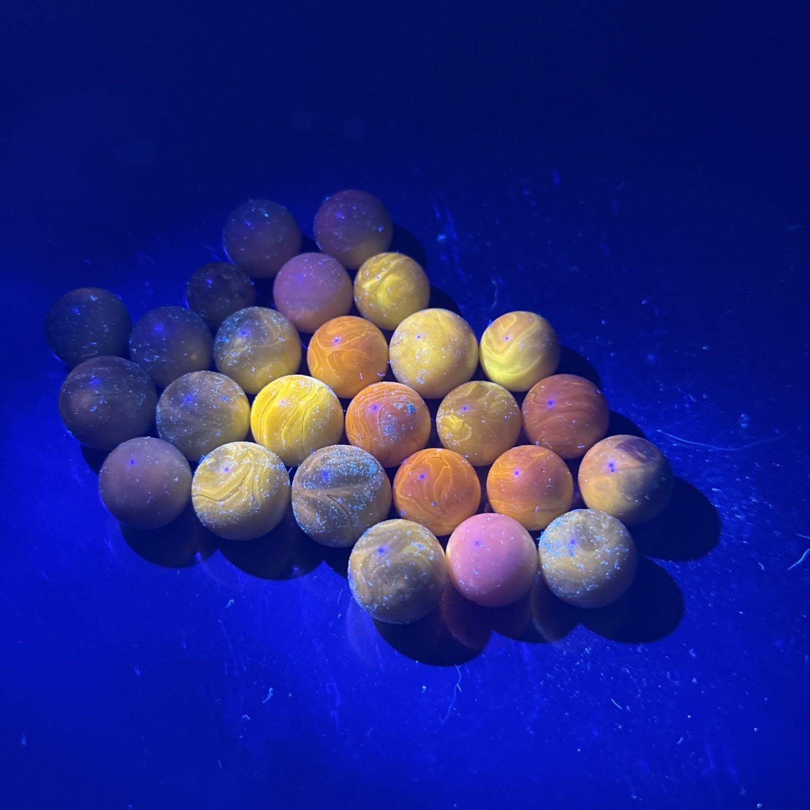 Lot Of yellow cadmium? glass marbles UV Responsive, Glow, Mixed Designs (lot6)