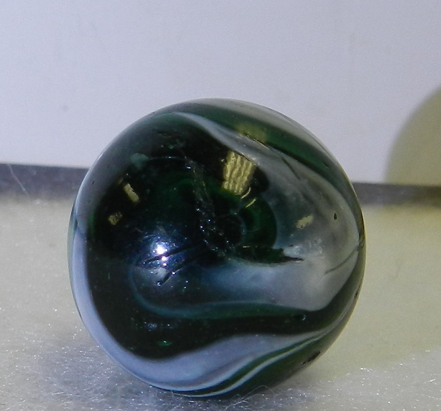 #19860m Vintage Yasuda Glass Transition Transitional Marble .69 Inches Mint —