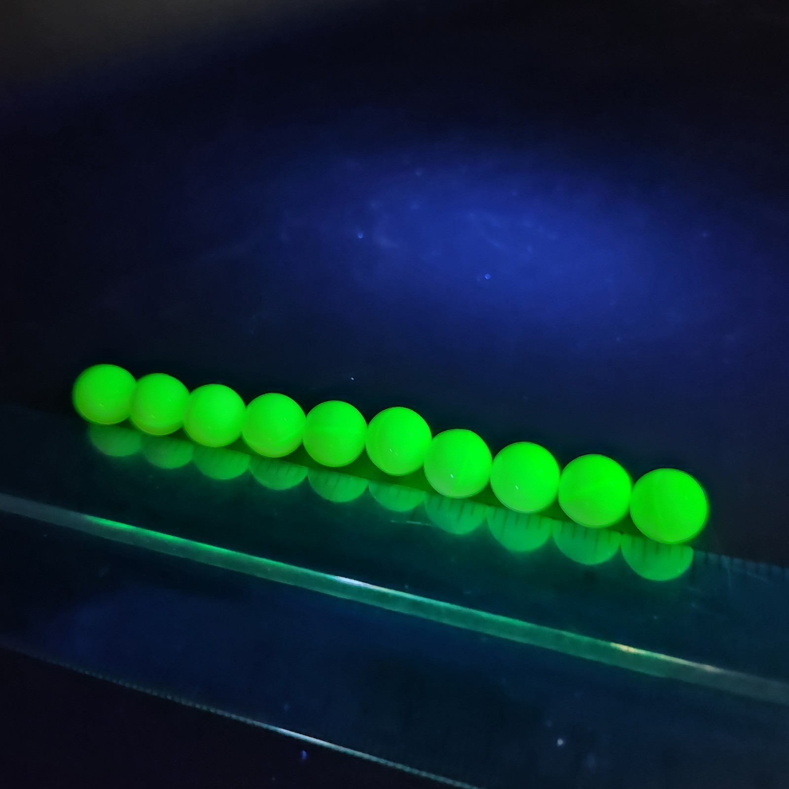 Lot Of 10 Custard Cream Vaseline Glass Uranium Glass Marbles Uv Glow