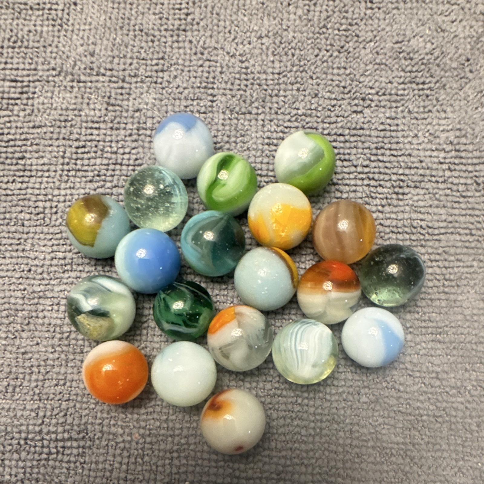 Lot Of Vintage 1940’s 50s Swirl Cat Eye Glass Marbles