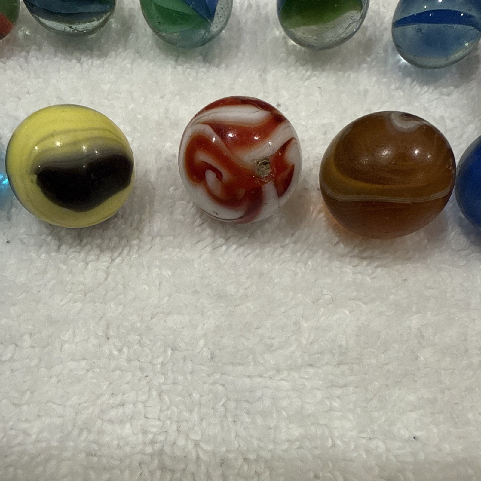 Vintage Lot 53 Glass Swirled Marble & Drawstring Red Leather Pouch Toy Set