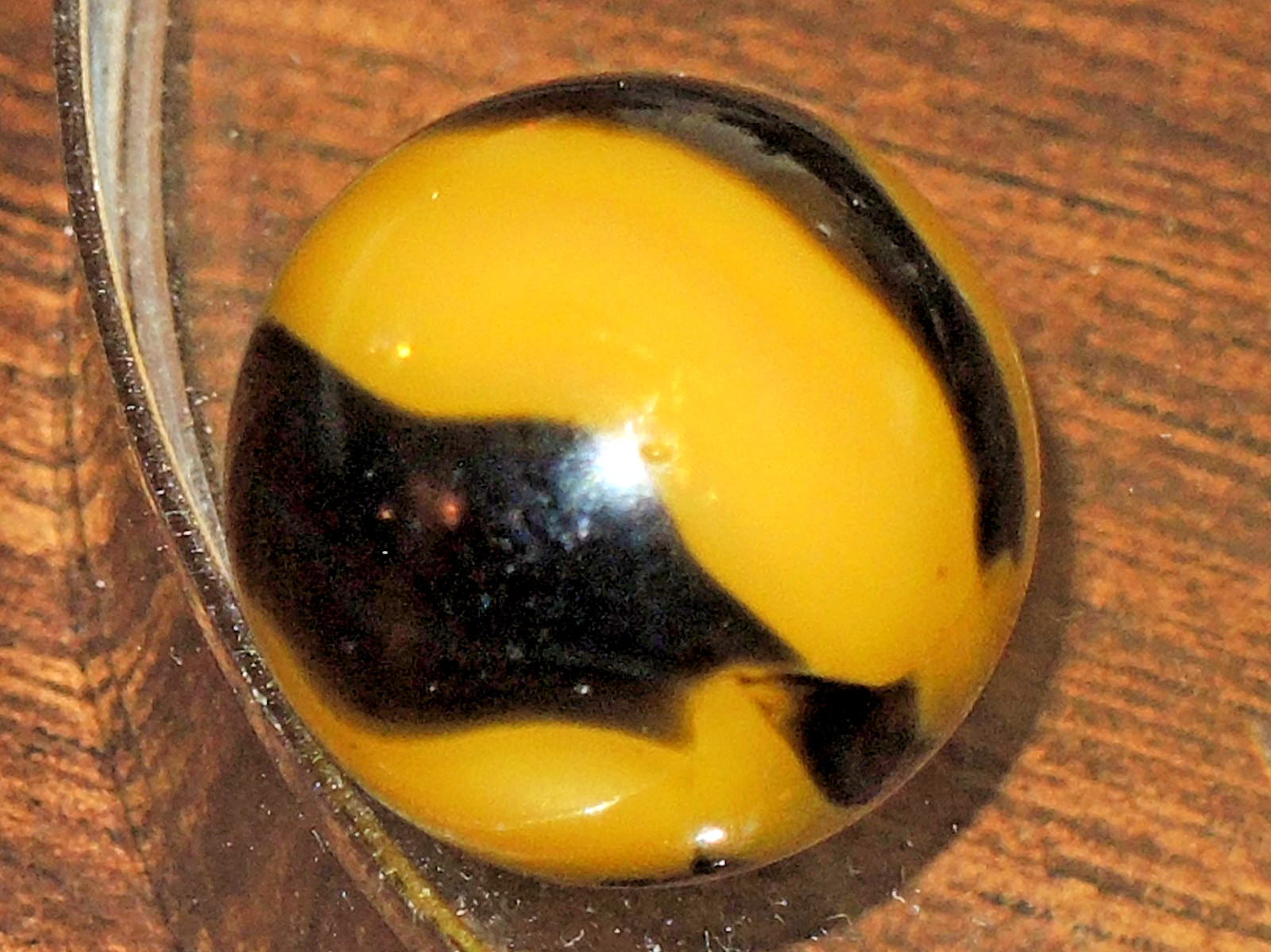 9/16″ Peltier NLR Bumblebee with Aventurine Flames & Swirls Marble Near Mint ~UV