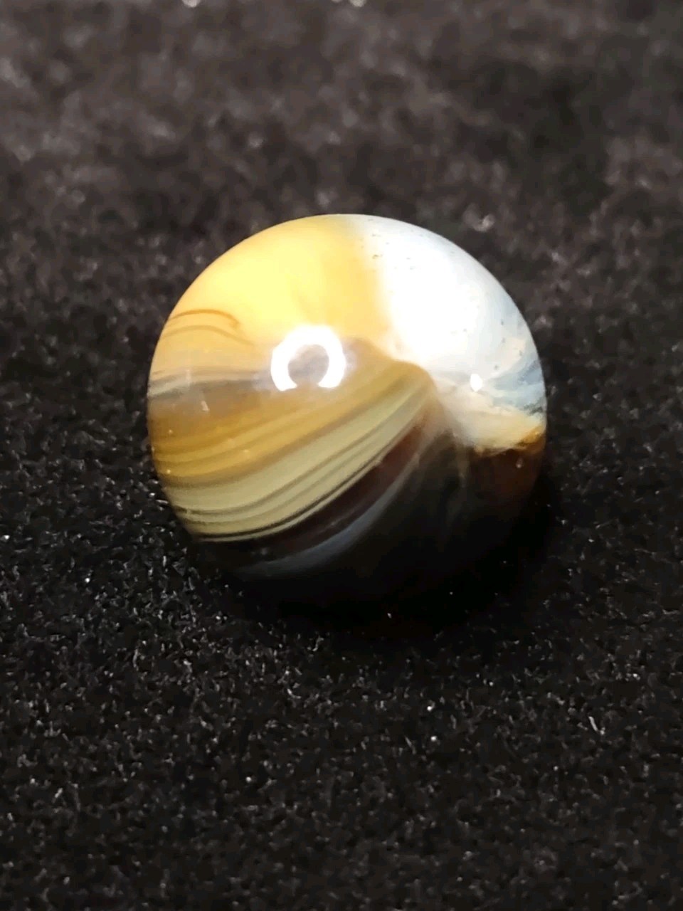 NM Dark Brown & Tan & White Master / Akro Or Whisp Glass Toy Vintage Marble .62″